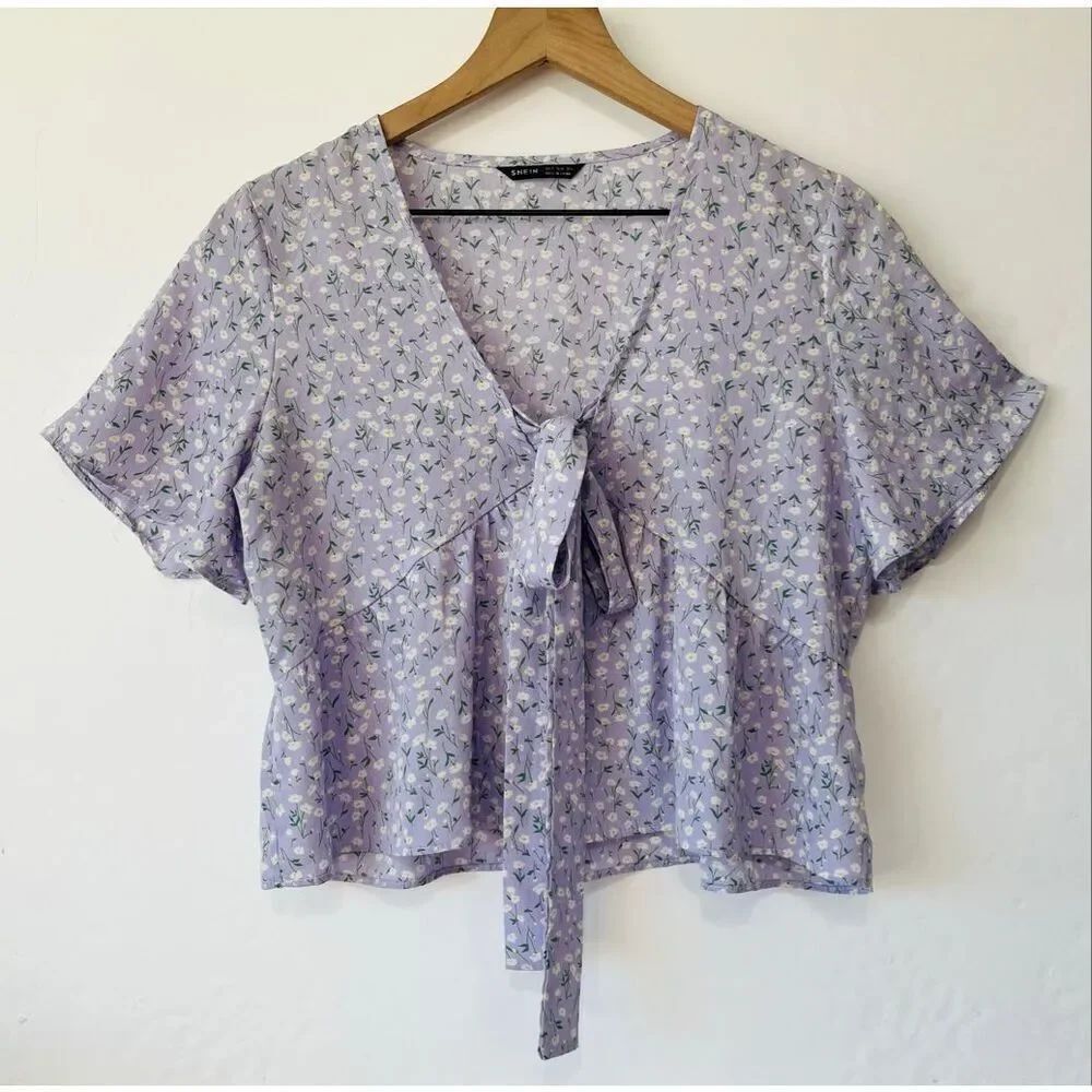 SHEIN Knot Front Lavender Floral Blouse   Size S